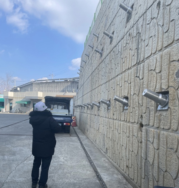 스마트글라스 활용 안전진단./사진=고양시청