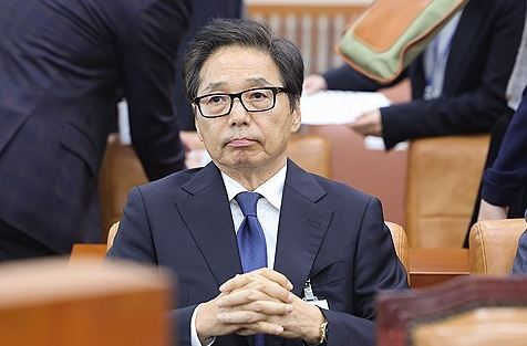 지난해 국회 환경노동위원회 국정감사에 출석한 박영우 대유위니아그룹 회장. 연합뉴스