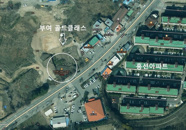 보광종합건설이 충남 부여군 부여읍 쌍북리 595번지 일원에 공급하는 ‘부여 골드클래스’의 입지. 동쪽으로 홍선아파트, 쌍북주공, 왕궁아파트가 연이어 위치해 있다. 카카오·국토지리정보원 제공