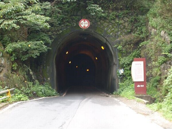 일제강점기 유적-여수 마래 제2터널. 전남도