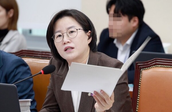 진보당 정혜경 의원. 의원실. 