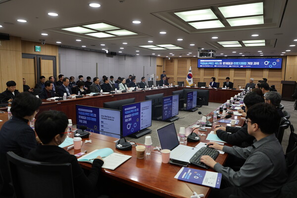 21일 국회 산업통상자원중소벤처기업위원회 전체회의. 연합뉴스. 